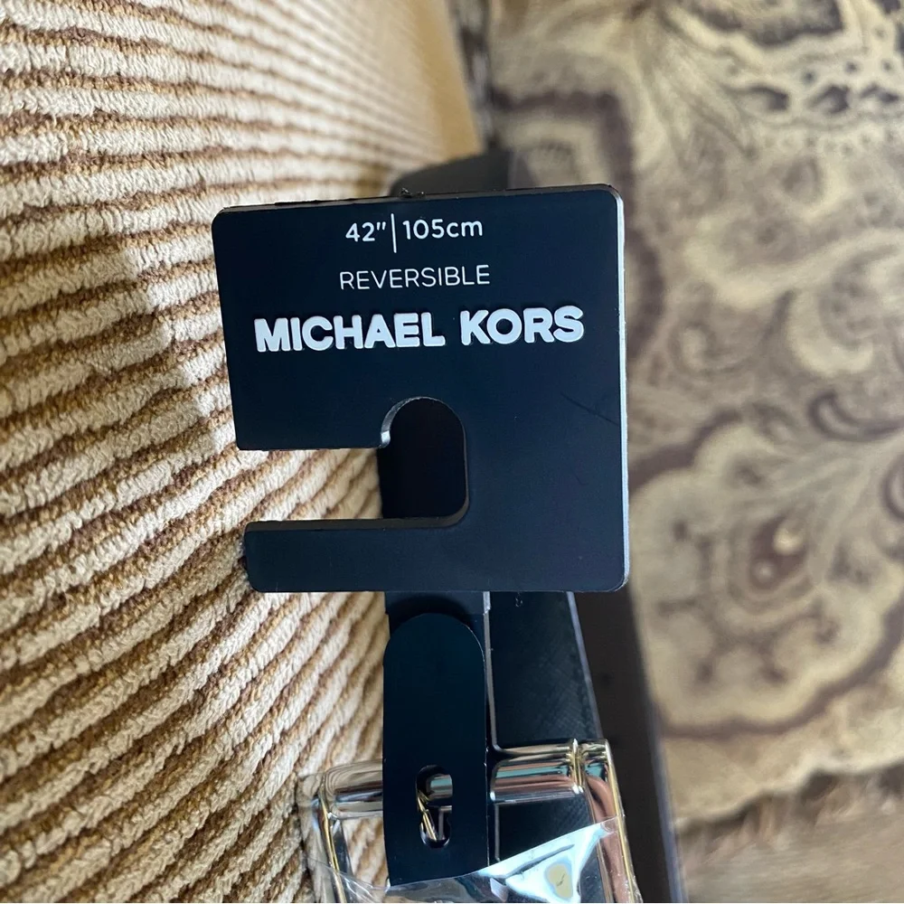 NWT Men’s MK Michael Kors Leather Belt Reversible Saffiano & Smooth Size 42
